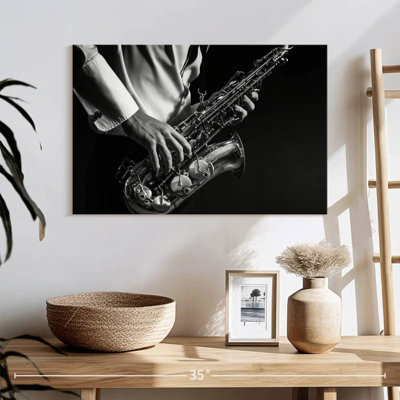 Abarca jouant du saxophone