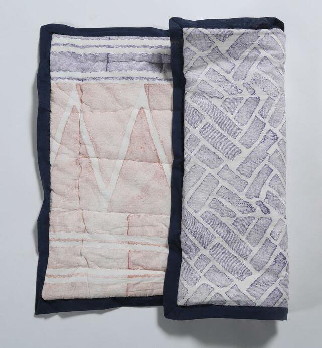 Farmhouse / Country Cotton Geometric Shapes Quilt, Queen Quilt + 2 Shams