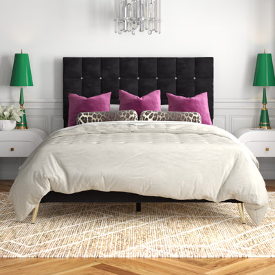 Xiomara Upholstered Velvet Standard Bed