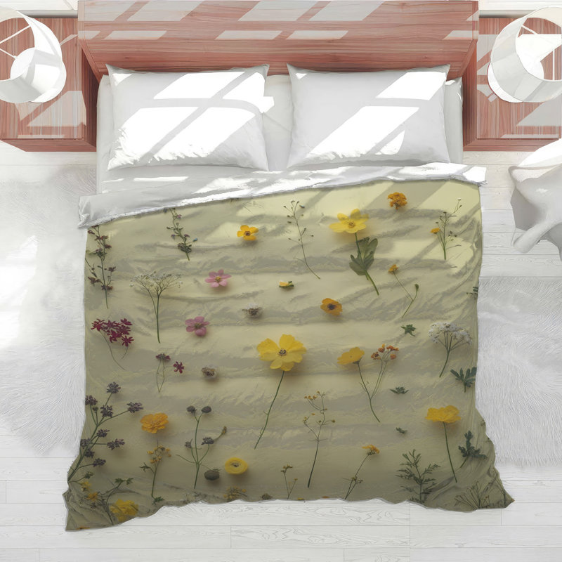 Assorted Wildflowers Comforter, Twin