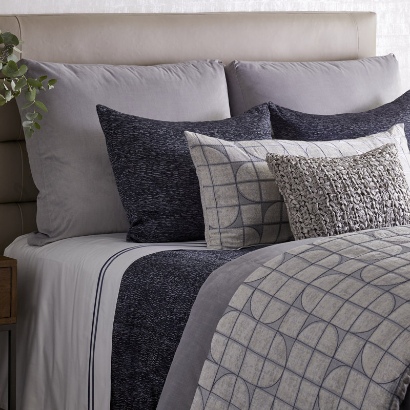 Asperitas Pillow, 18x12, Grey