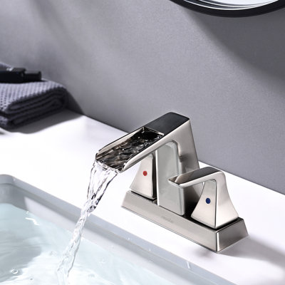 Centerset Bathroom Faucet with Drain Assembly