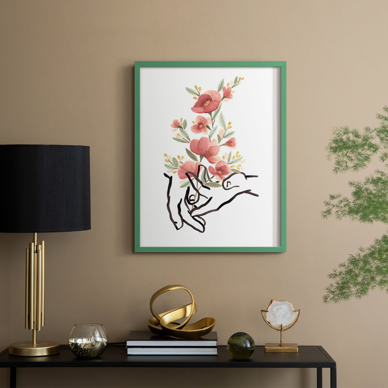 «HandsAndFlowers II», reproduction encadrée - bois massif, Vert, H 11 po x l 9 po