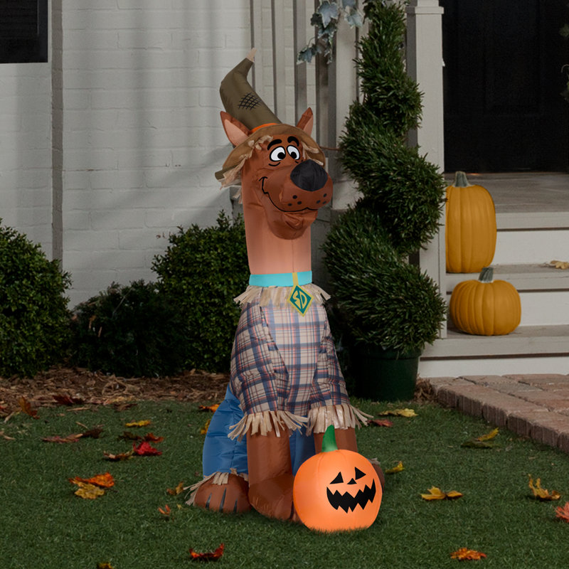 Bouée gonflable Scooby comme épouvantail Warner Brothers