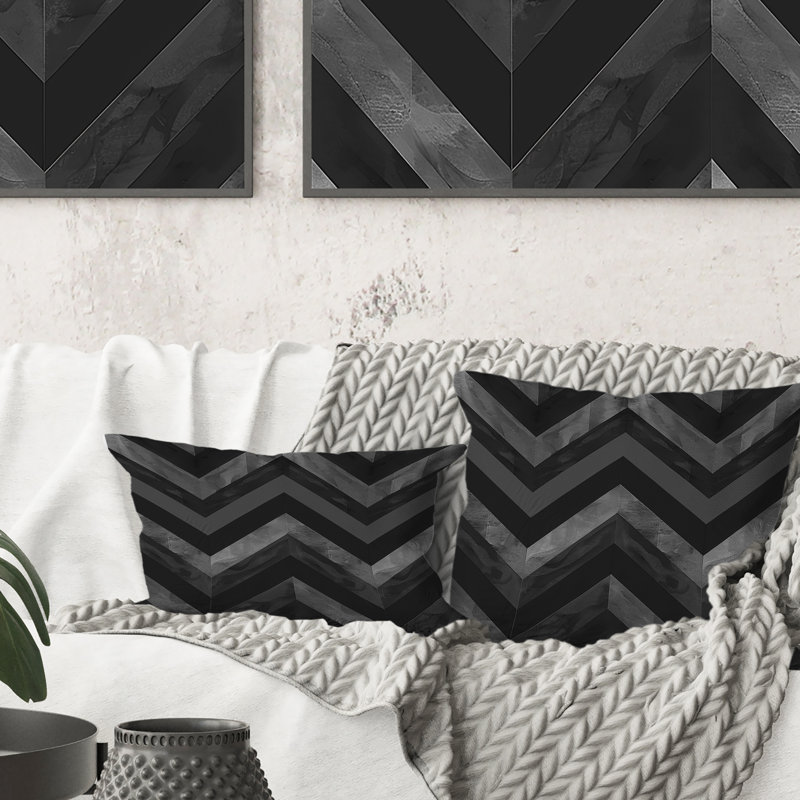 Coussin décoratif gris à motif de chevrons dynamiques I, H 16 po x l 16 po