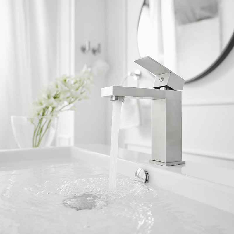 Single-Hole Single-handle Bathroom Faucet, Brushed Nickel