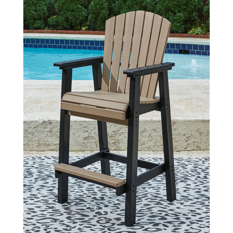 Fairen Trail Outdoor Counter Height Dining Table with 4 Barstools
