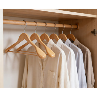 Paquet de 24 portemanteaux en bois avec tringle antidérapante