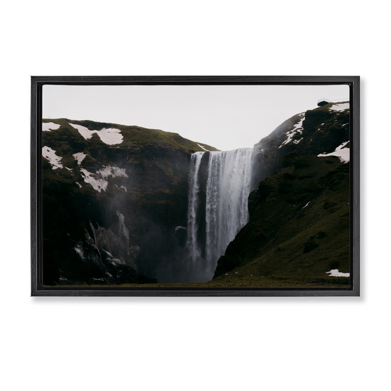 Cadre flottant Serene Islandic Waterfall, conception de Jade Sharp Photo, Cadre flottant noir de jais, H 17 po x l 25 po