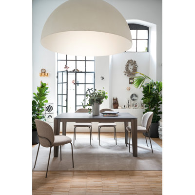 Band Extendable Tables