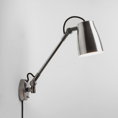 Atelier 1 - Light Swing Arm