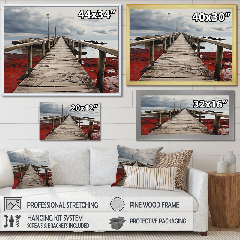 Tawnya Beach Pier Perspect Black VII sur impression sur toile, Cadre photo noir, H 34 po x l 44 po x P 1,5 po