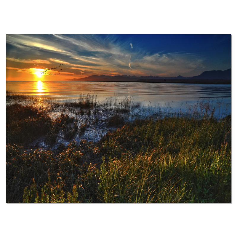 «Warm River Sunset» avec reproduction d'oies sur toile tendue, H 30 po x l 40 po