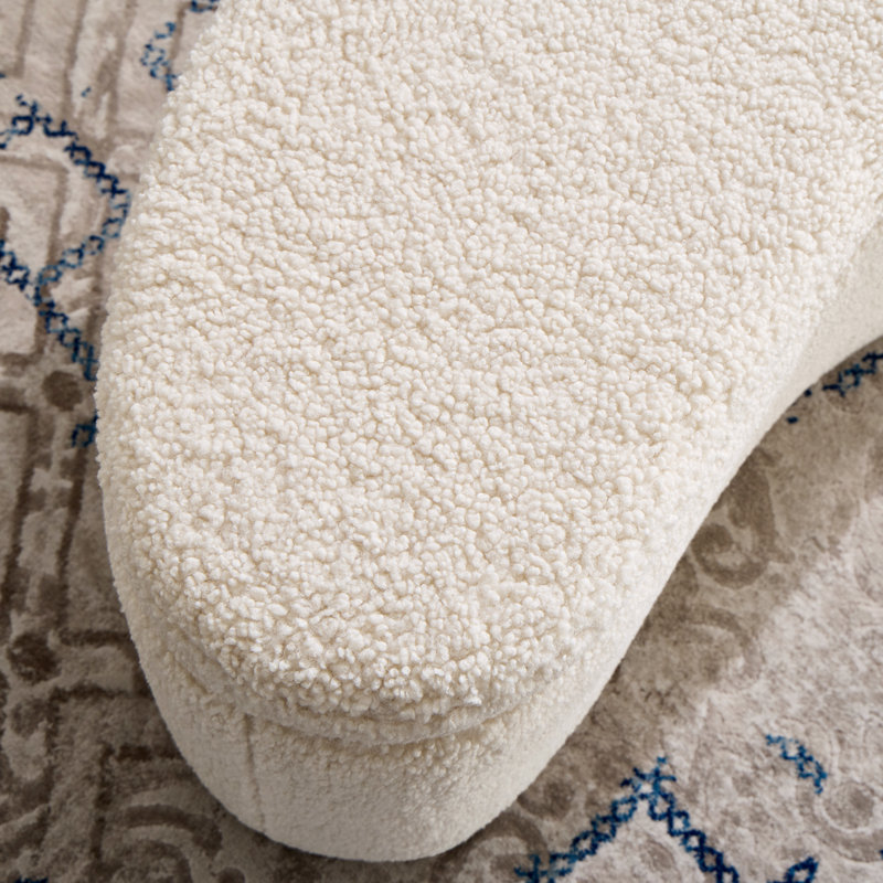 Banc de rangement incurvé beige en sherpa et lin Anease, Sherpa beige