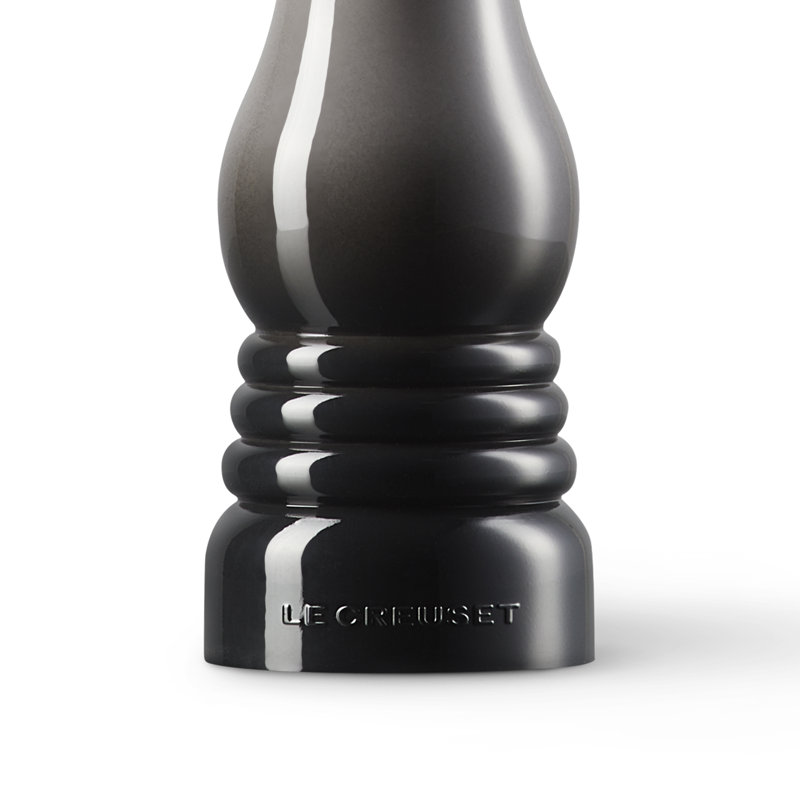 Le Creuset Classic Pepper Mill, Flint