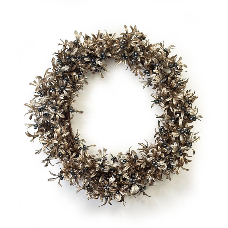 PEARL MISTLETOE WREATH