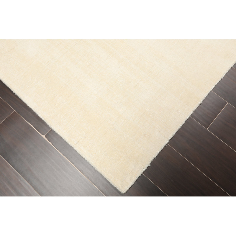Ishkhan Wool Indoor Rug, Rectangle 4' x 6'