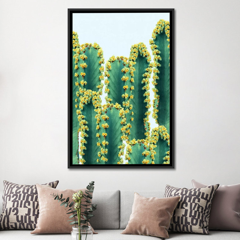 « ornee cactus », reproduction d’impression sur toile tendue, H 48 po x l 32 po x P 1,5 po, Toile avec cadre noir