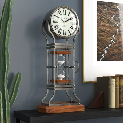 Roman Numeral Metal Quartz Movement / Crystal Tabletop Clock in