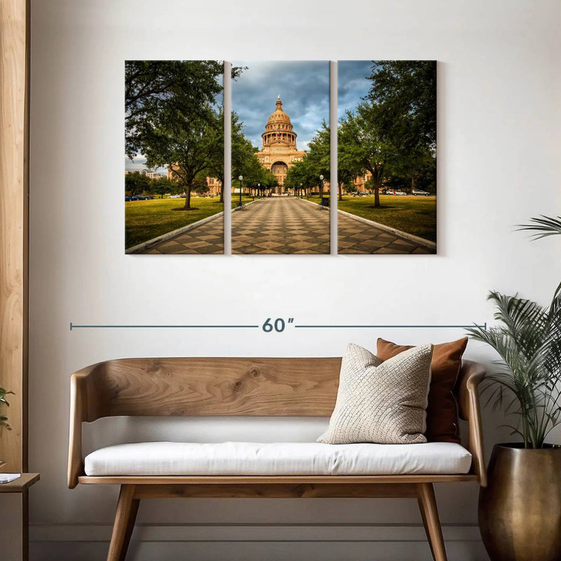 Nicci Texas State Capitol, 28" H x 45" W