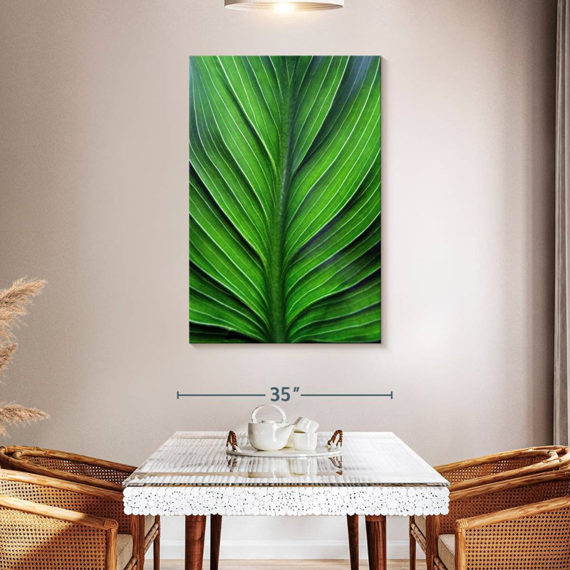Harnek Leaf Lines, 48" H x 32" W