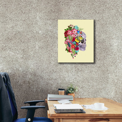 Toile épique Graffiti «Flowers Skulls Yelow» par Mark Ashkenazi, 26 po x 30 po