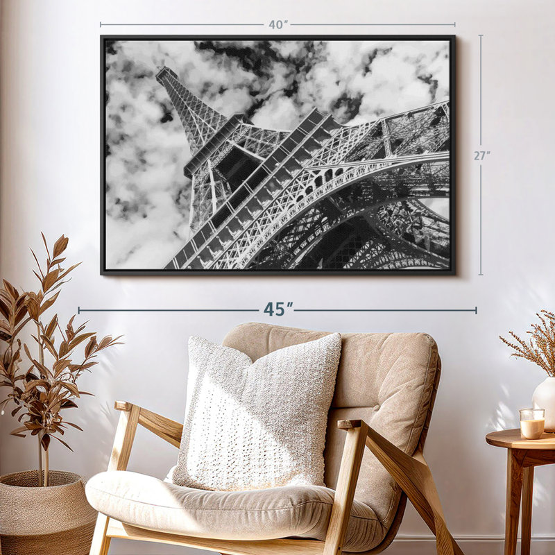 «Tour Eiffel Cloudscape Wall Art», H 27 po x l 40 po