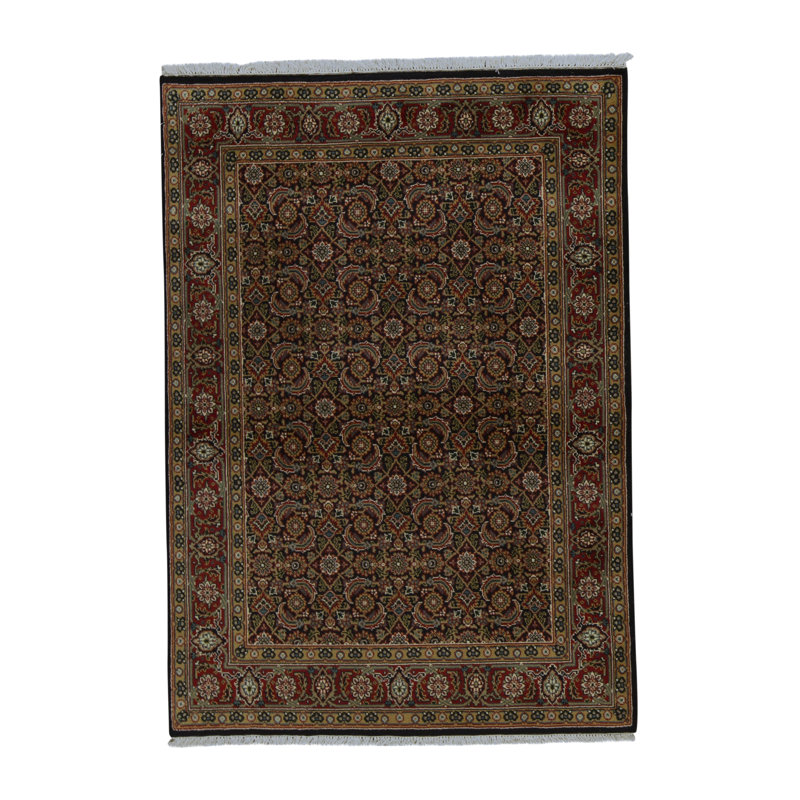 Tapis de haute qualité noué à la main