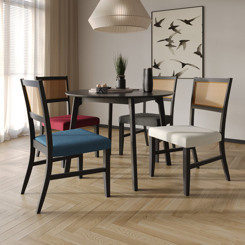 Avalanna 4 - Person Four Leg Dining Set