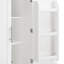 Armoires de rangement avec portes et tablettes ouvertes
