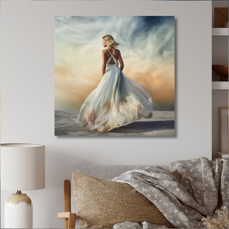 «Femelle par l'océan Breeze II», impression sur toile, H 16 po x l 16 po x P 1 po, Toile tendue