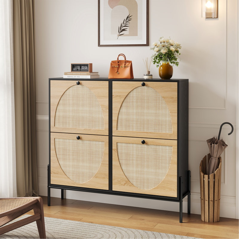 Armoire à chaussures en rotin peu encombrante avec 4 portes rabattables - Rangement étroit élégant pour les entrées et les couloirs
