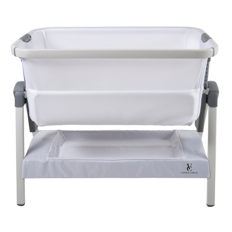 California Dreaming Bedside Bassinet, Gray