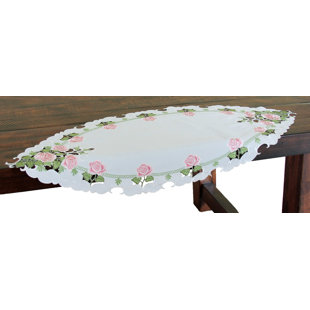 Chemin de table Summer Rose Embroidered Cutwork