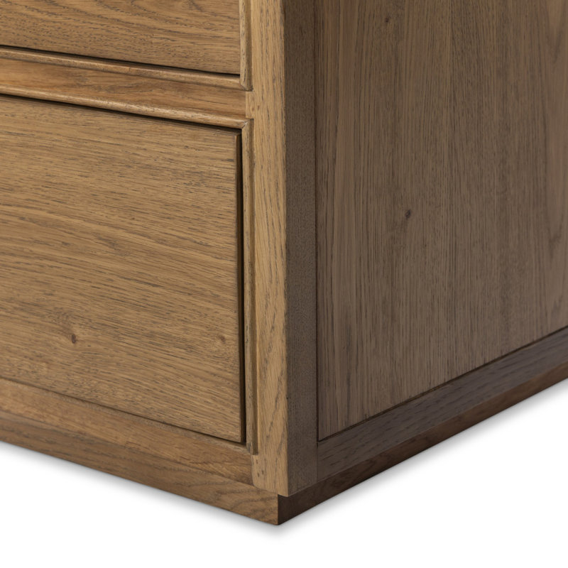 Kodo 8 Drawer Dresser-Light Brown Oak