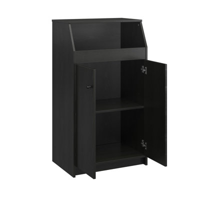 La tour de rangement à 2 portes The Loft - Armoire de cuisine noire prête à assembler avec tablettes réglables pour un rangement peu encombrant dans la chambre à coucher, la cuisine et le salon