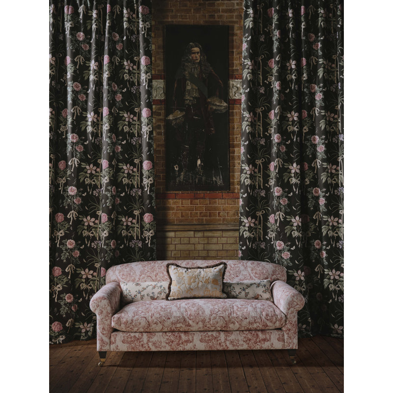 Giles Deacon Cupid`s Beau Fabric, Quince/Chalk