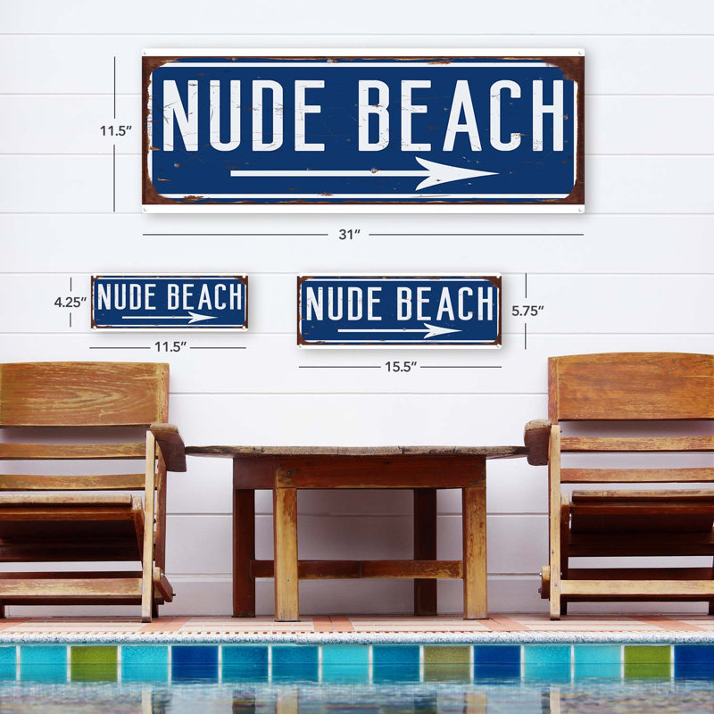 «Blue Nude Beach Right Arrow», panneau en métal, H 5,75 po x l 15,5 po
