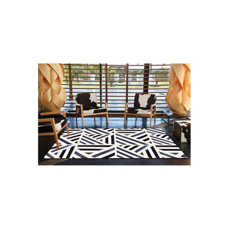 Tapis noir lavable à motifs géométriques, Sous-tapis rectangulaire 2 pi 6 po x 4 pi 11 po