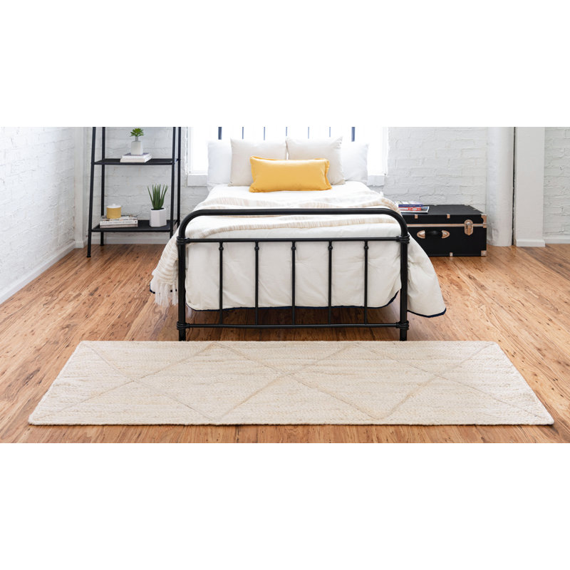 Carlotta Geometric Indoor Rug, Runner 2'2" x 6'1"