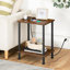 Ensemble de 2 tables d'appoint avec station de charge, tables de bout brun rustique avec ports USB, prises de courant et tablettes de rangement à 2 niveaux pour la chambre à coucher, le salon et les petits espaces