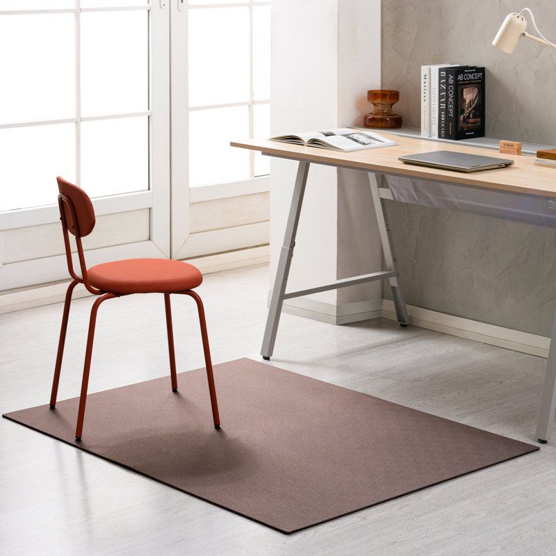Tapis de chaise de bureau en jacquard de polyester avec support antidérapant Anji, H 0,25 po x l 36 po x P 48 po, Brun