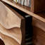 Bibliothèque en bois massif de style simple