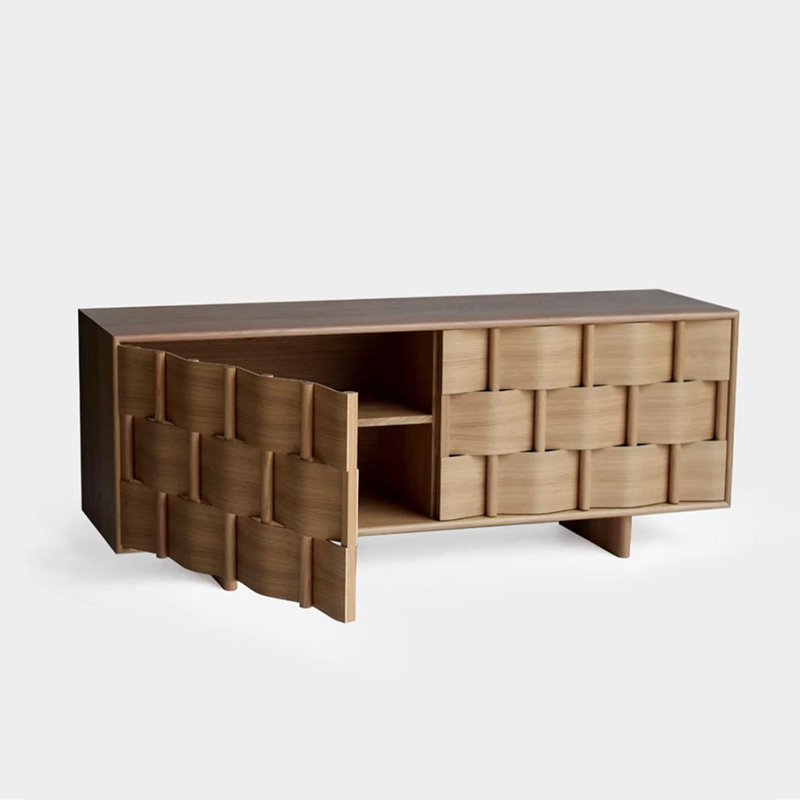 Buffet en bois massif tissé d'inspiration rétro