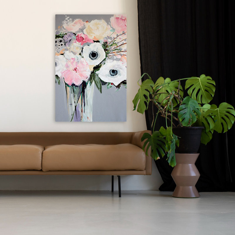 Sweetie Pie - art floral contemporain et fleurs de nature morte, H 48 po x l 32 po