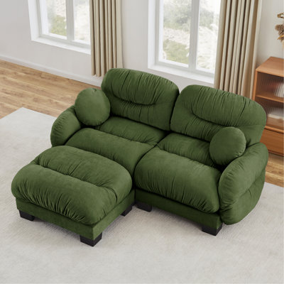 Canapé modulaire confortable à 2 places en tissu de chenille plissé avec siège ergonomique en mousse haute densité, canapé modulaire en forme de L avec repose-pieds, accoudoirs arrondis arrondis et 2 coussins décoratifs ronds, vert