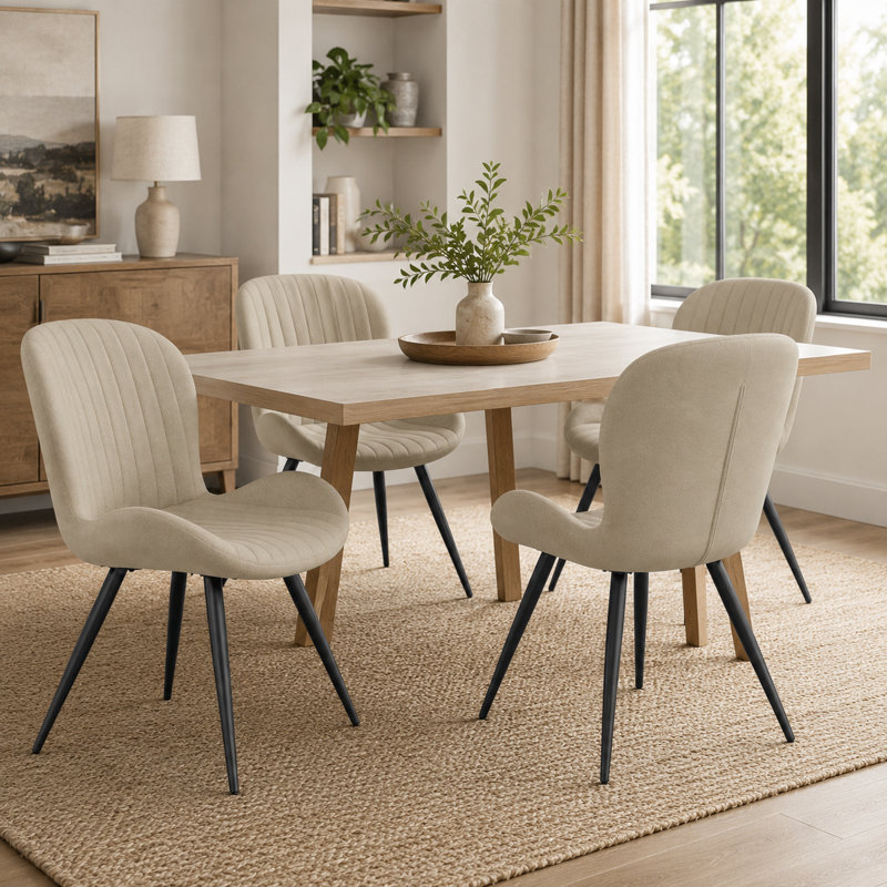 Chaise rembourrée avec pieds en métal, Beige