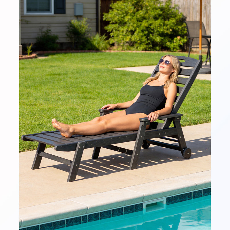 Chaise longue de patio avec dossier inclinable, Black