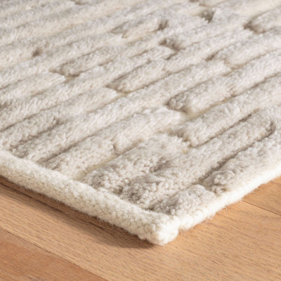 Gates Hand-Knotted Geometric Wool Rug