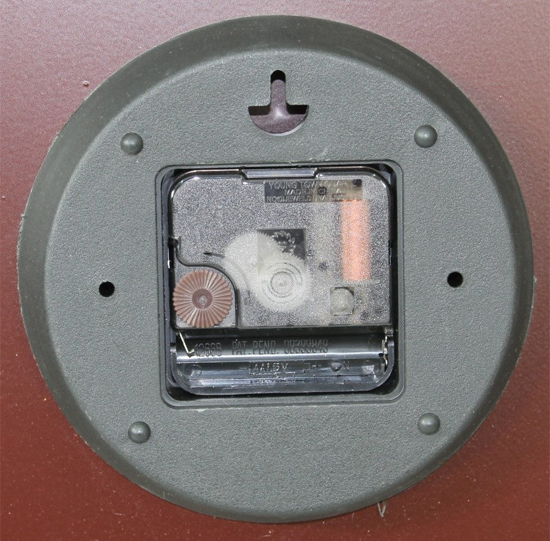 Deance Metal Wall Clock
